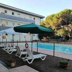 Pineta Aparthotel Principina a Mare