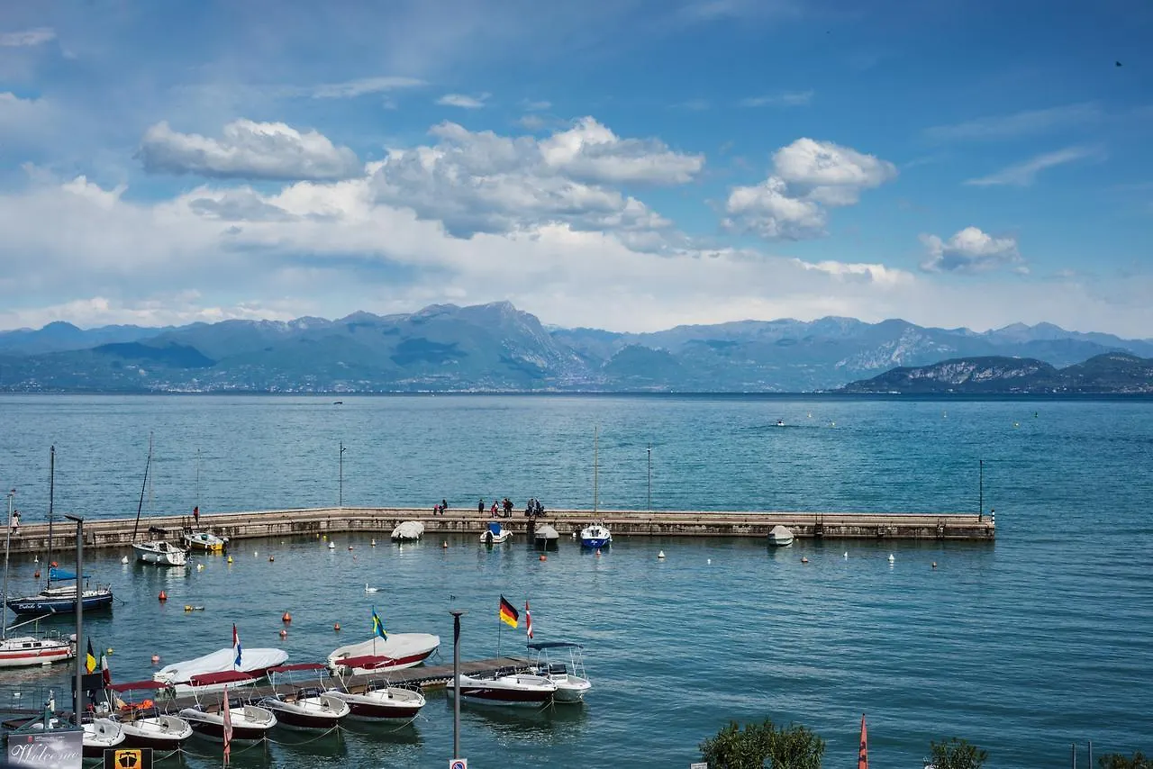 *** Guest house Riviera Carducci Rooms Peschiera del Garda Italy