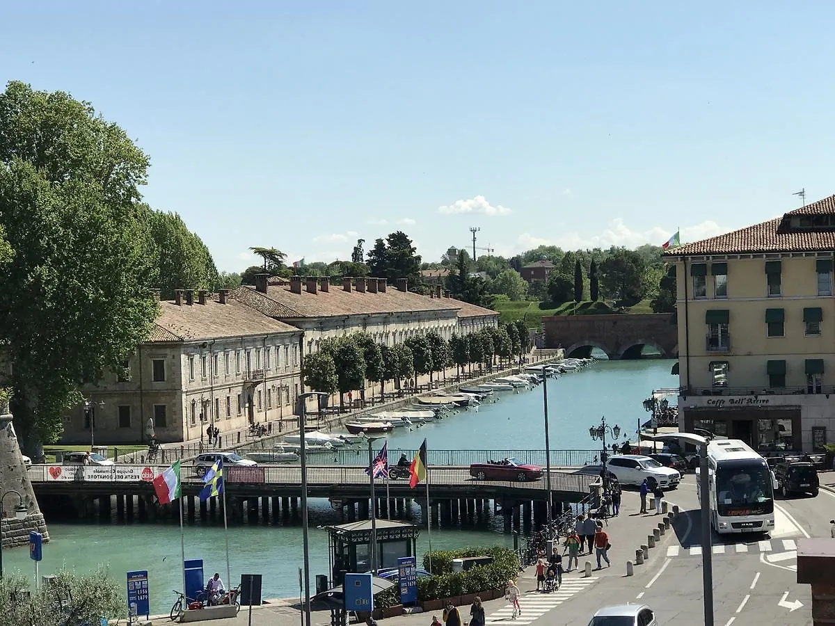 Guest house Riviera Carducci Rooms Peschiera del Garda