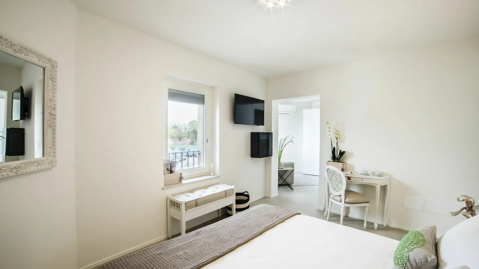 Riviera Carducci Rooms Peschiera del Garda Guest house