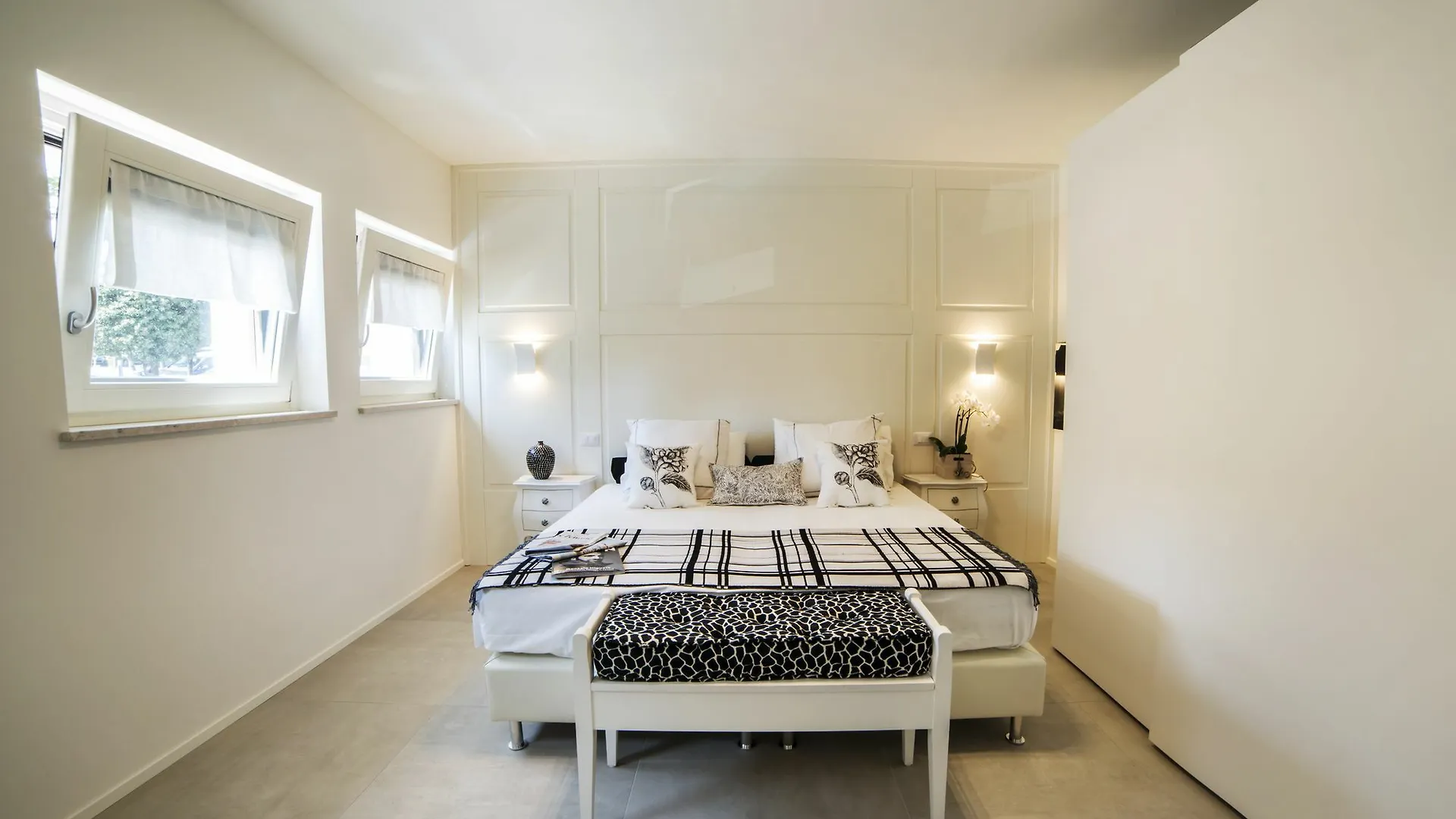 Riviera Carducci Rooms Peschiera del Garda 3*,  Italy